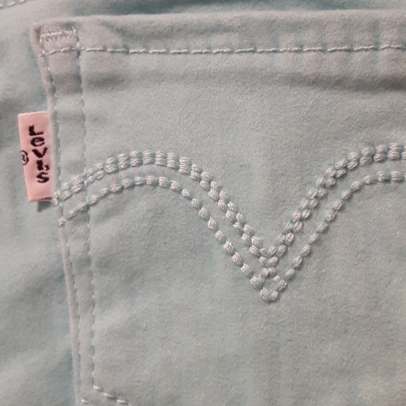 PRICE DROP Girls Levi's Skinny Jeans - Picture 5 of 8